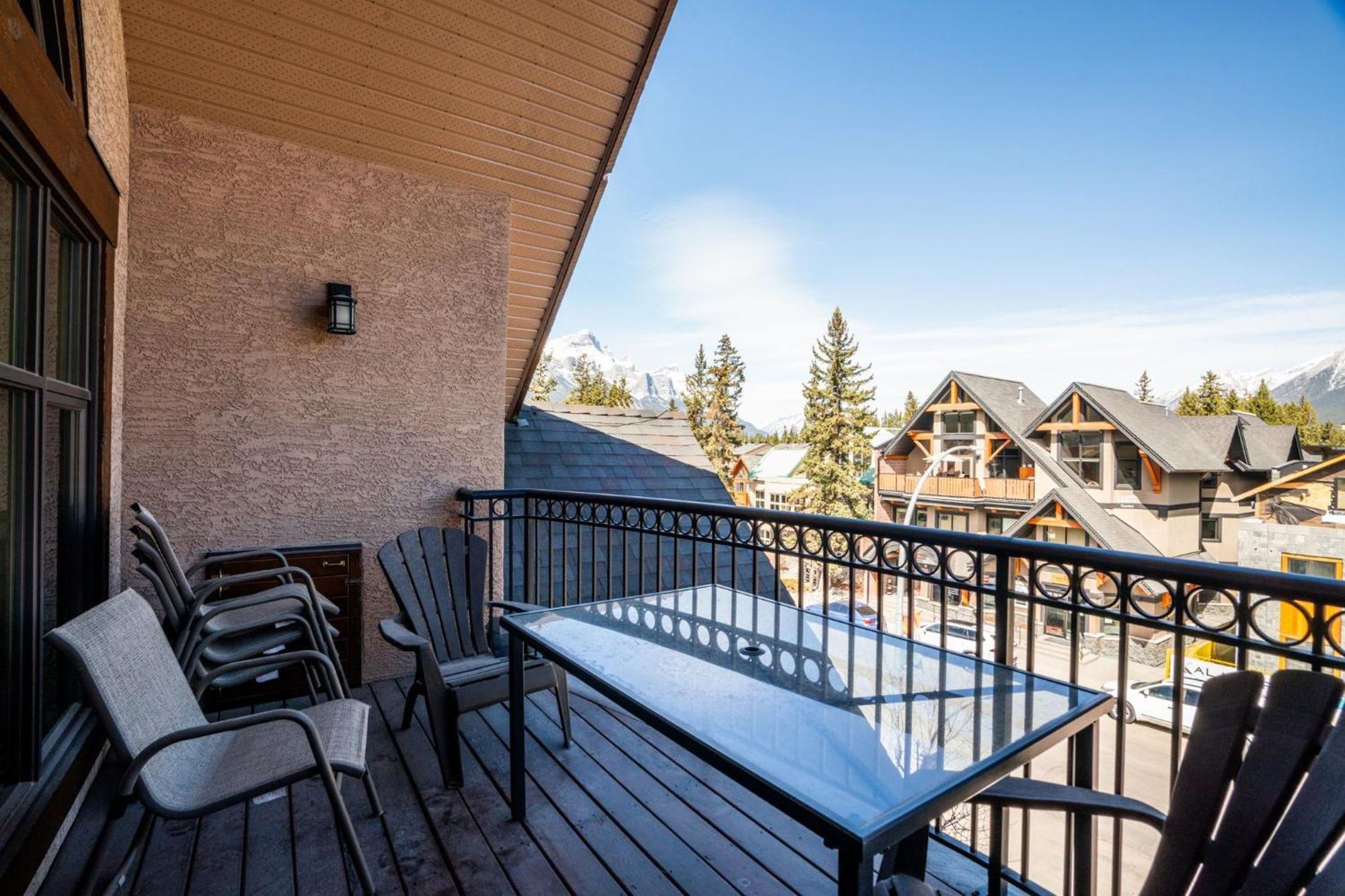 Cascade Penthouse By Canadian Rockies Vacation Rentals Canmore Exterior foto